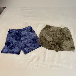 Set of two tie dye biker shorts